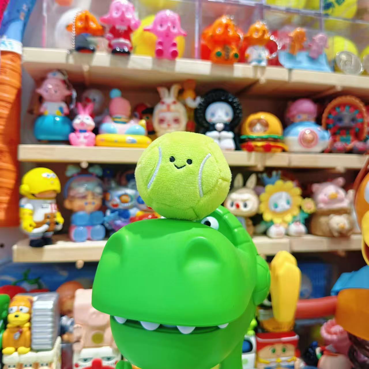 Naisi Surprise Tennis Ring Box! A cute tennis toy that opens to reveal a hidden mini-doll inside.