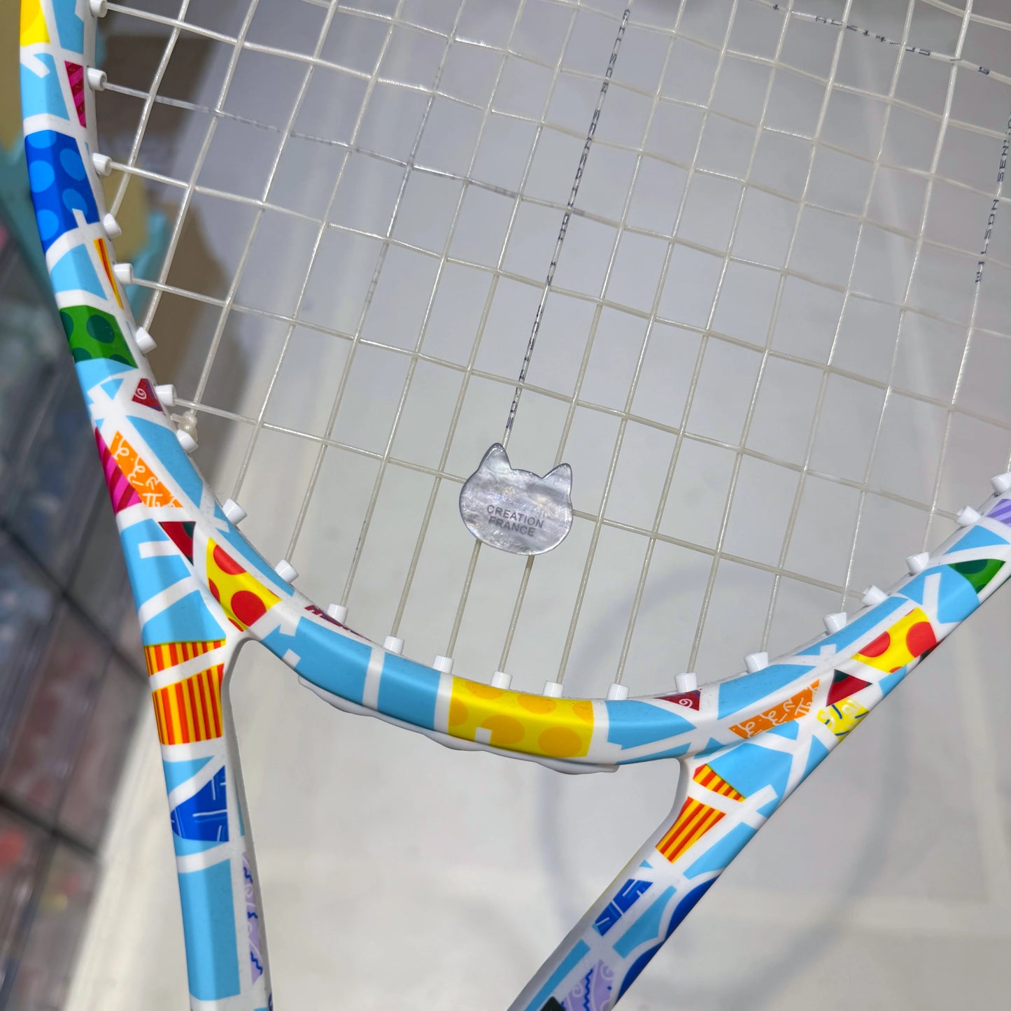 Naisi Tennis Cartoon Vibration Dampener - Cat Shape, Shock Absorber, Secure Fit (Won't Fall Off Easily)