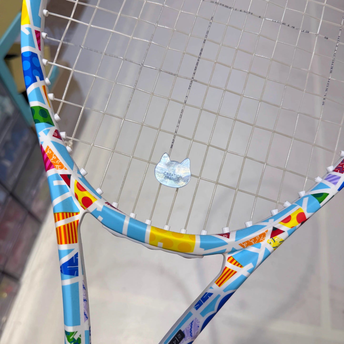 Naisi Tennis Cartoon Vibration Dampener - Cat Shape, Shock Absorber, Secure Fit (Won't Fall Off Easily)